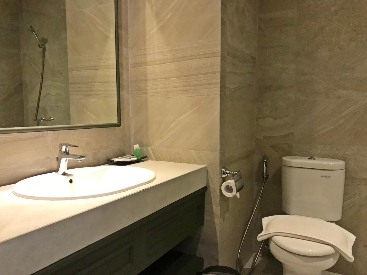 Hotel Shalva Jakarta Luaran gambar