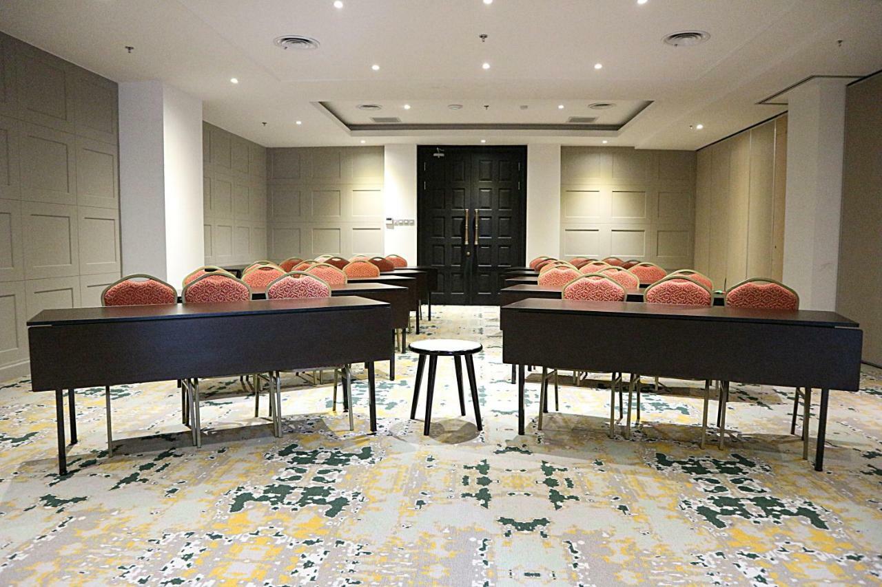 Hotel Shalva Jakarta Luaran gambar